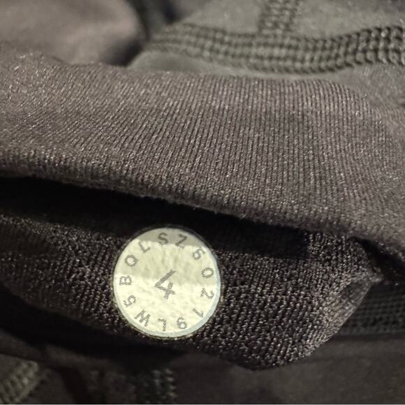 Lululemon Bootcamp Ready Tight 25"
Black 4 - Picture 14 of 14